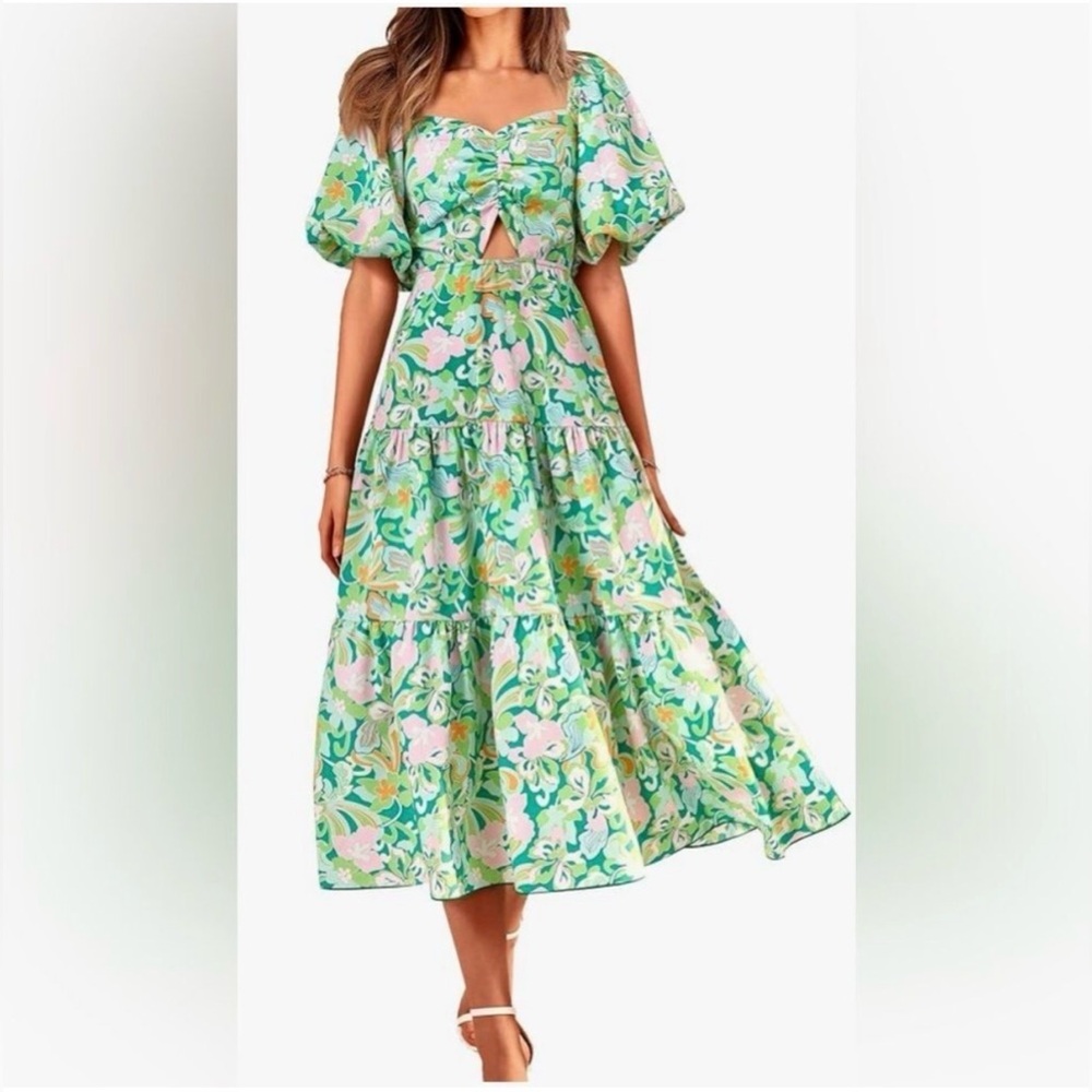 Green Floral Midi Dress with Puff Sleeves and Sweetheart Neckline - Picture 3 of 13